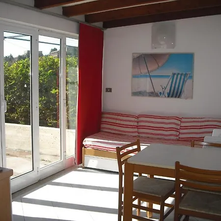 Ξενοδοχείο με διαμερίσματα Pian Dei Boschi Pietra Ligure