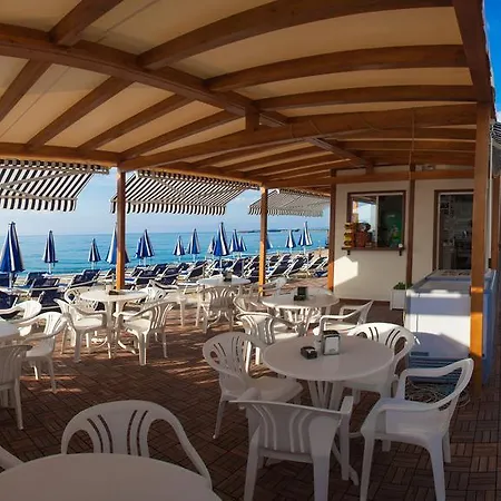 Pian Dei Boschi Aparthotel Pietra Ligure