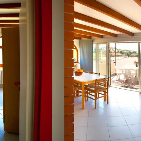 Hotel apartamentowy Pian Dei Boschi Pietra Ligure
