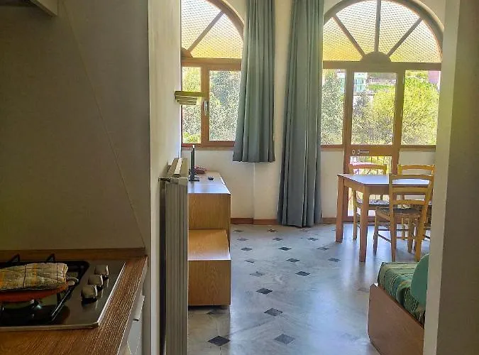 Aparthotel Pian Dei Boschi Pietra Ligure