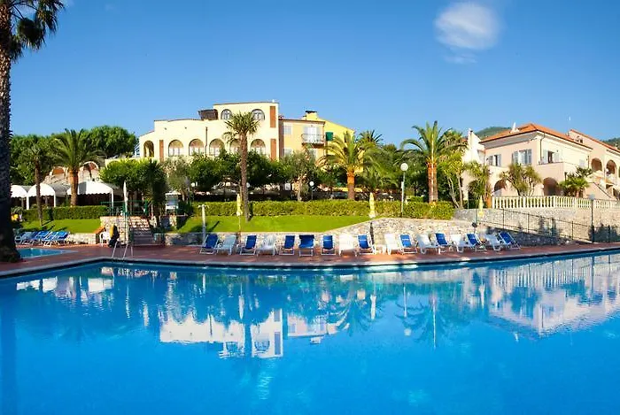 Pian Dei Boschi 3* Pietra Ligure