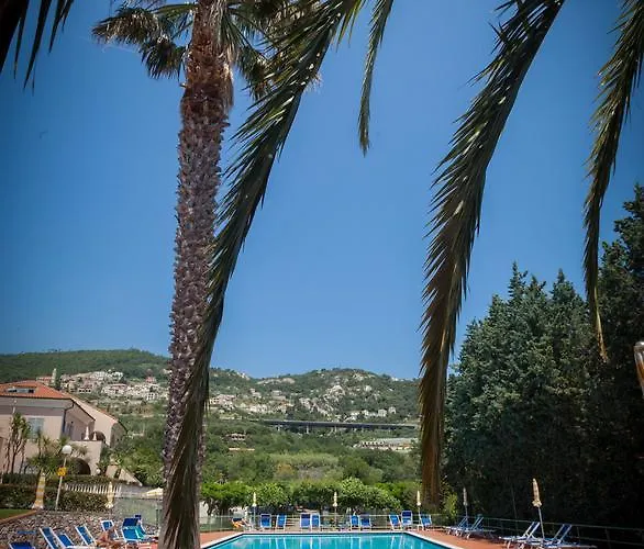 Pian Dei Boschi 3* Pietra Ligure